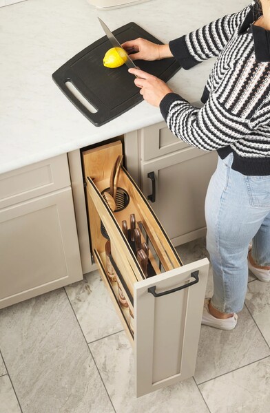 8" Craftsman Collection Solid Maple Knife Block Pullout Organizer w/ Black Accents and BLUM Soft-Close Slides 