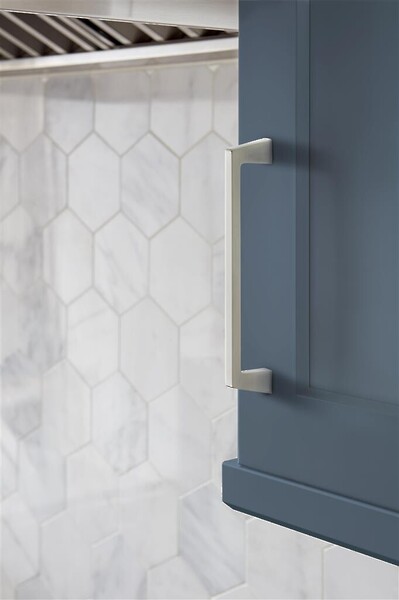 Blackrock - Appliance Pull 8" - Satin Nickel Bar Pull