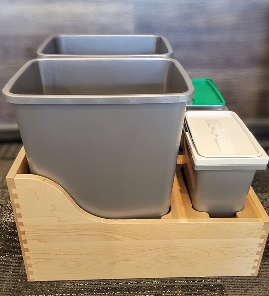 21 Inch Canadian Maple Waste/Recycle Pullouts with double 35 Quart and double 8 Quart Gray Containers
