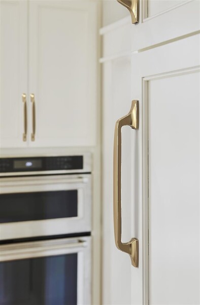 Highland Ridge Pull 256mm CC Champagne Bronze