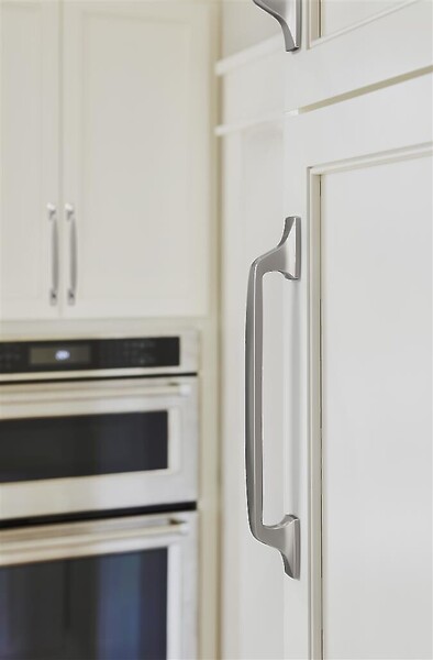 Highland Ridge Pull 256mm CC Satin Nickel