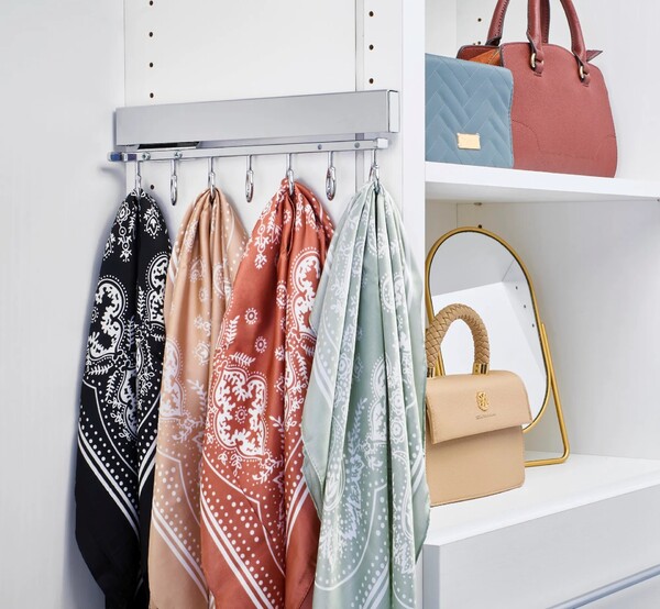 Rev-A-Shelf - Deluxe Slide Scarf Rack - Chrome 